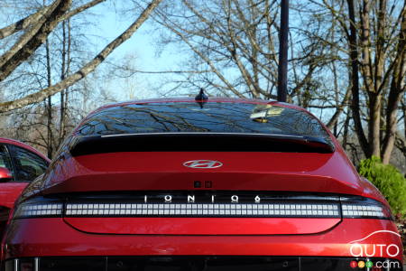 Hyundai Ioniq 6 - Arrière